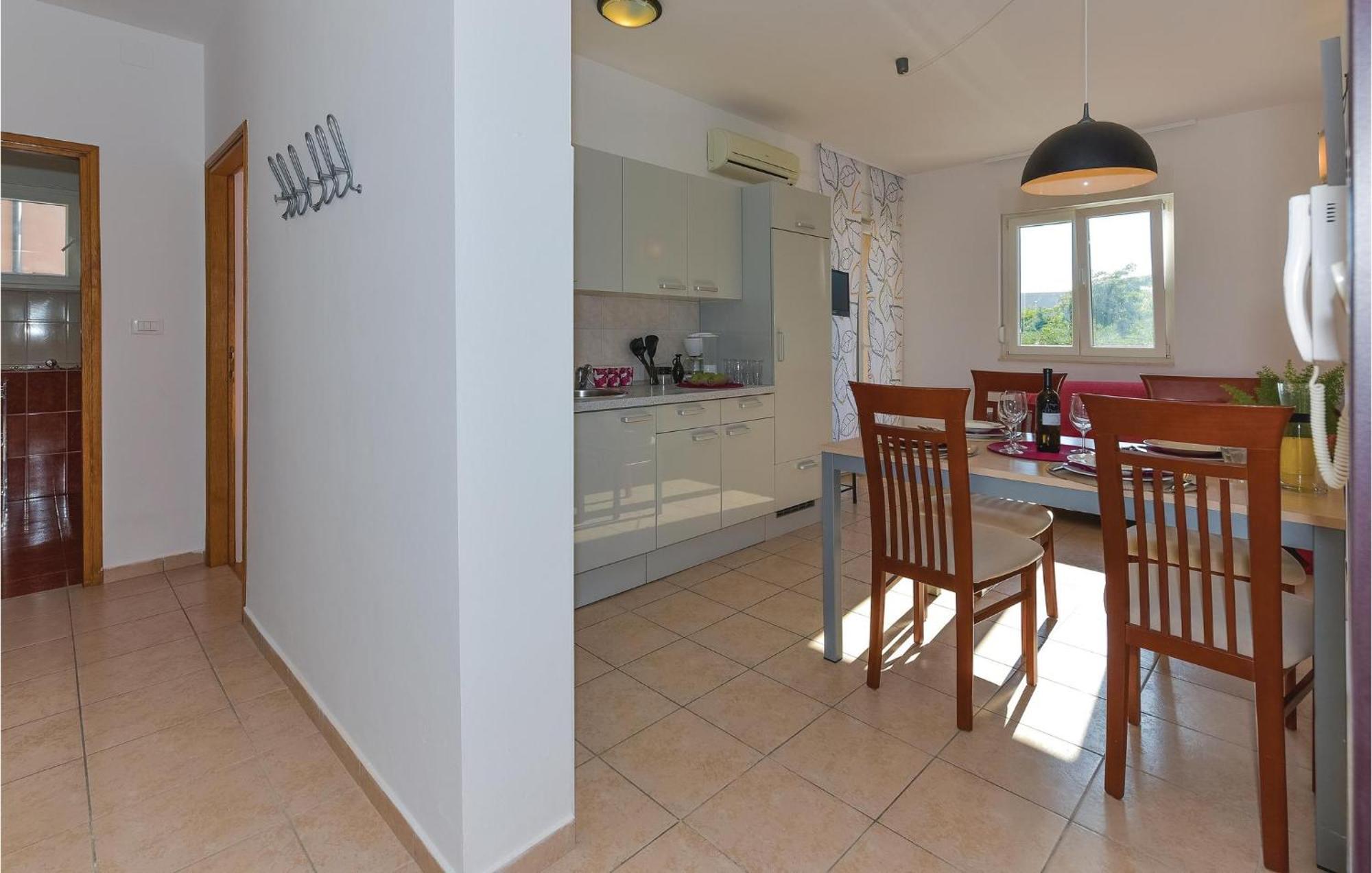 Gorgeous Apartment In Vodice With Kitchen 외부 사진