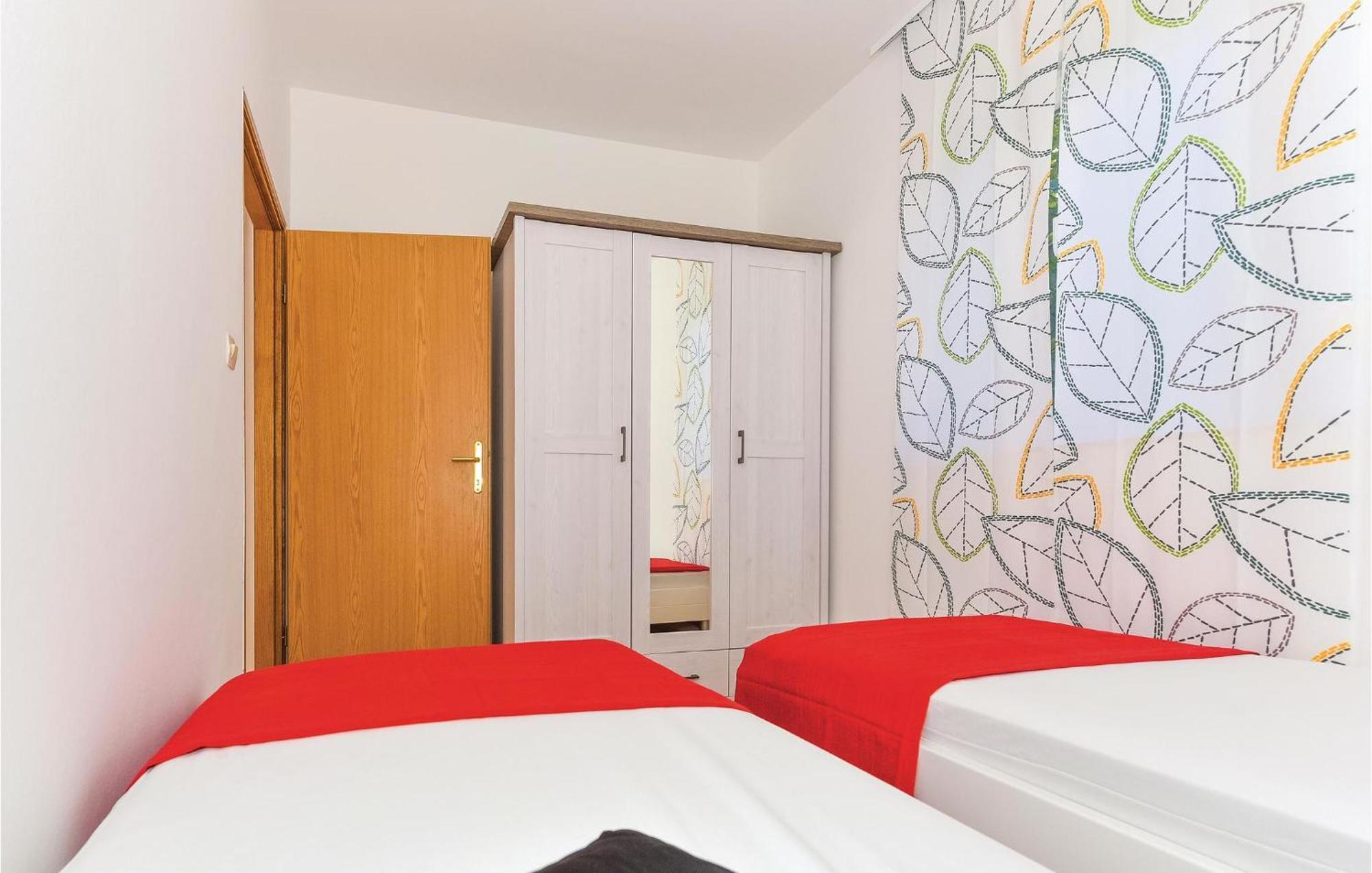 Gorgeous Apartment In Vodice With Kitchen 외부 사진