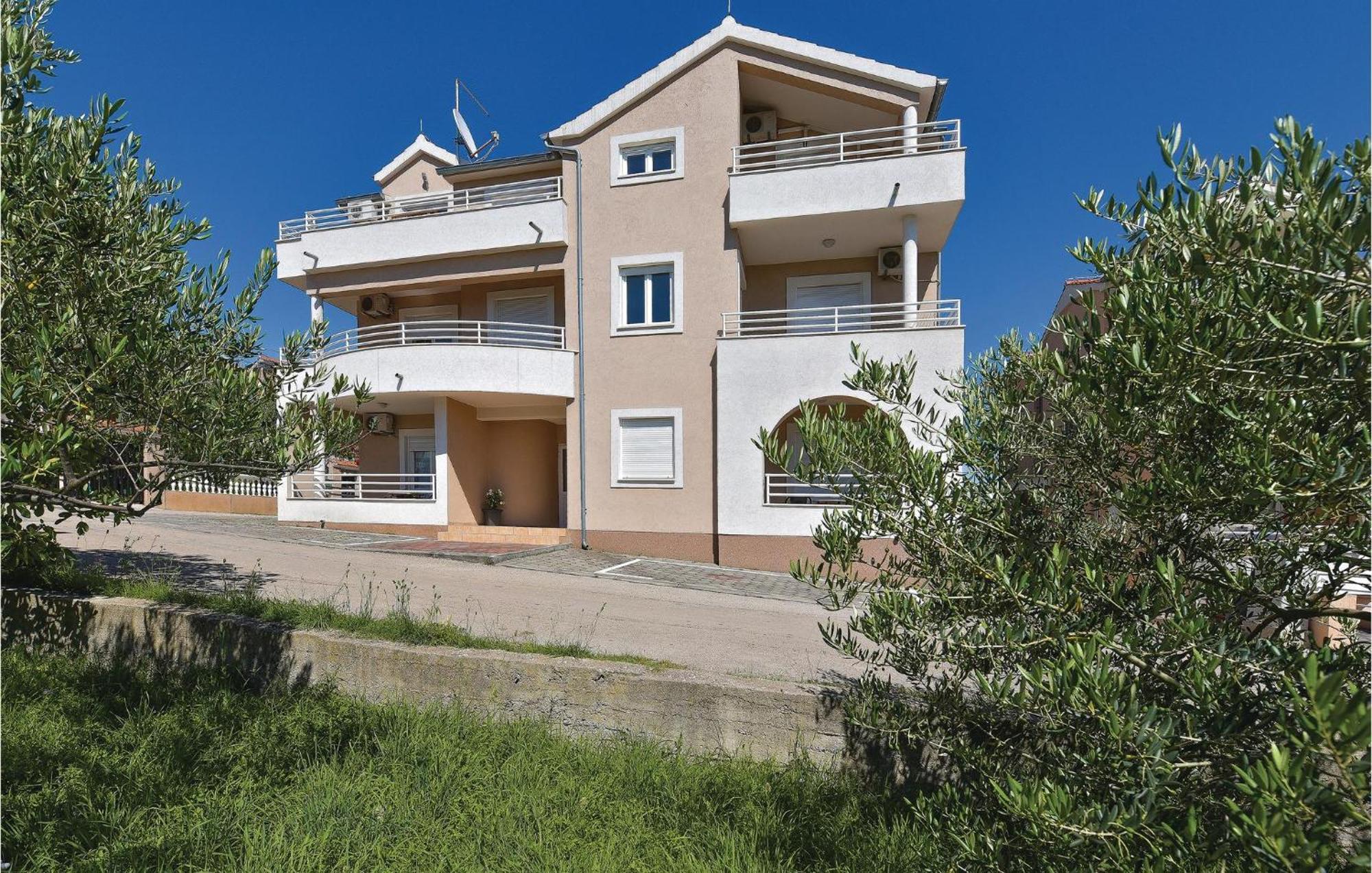 Gorgeous Apartment In Vodice With Kitchen 외부 사진